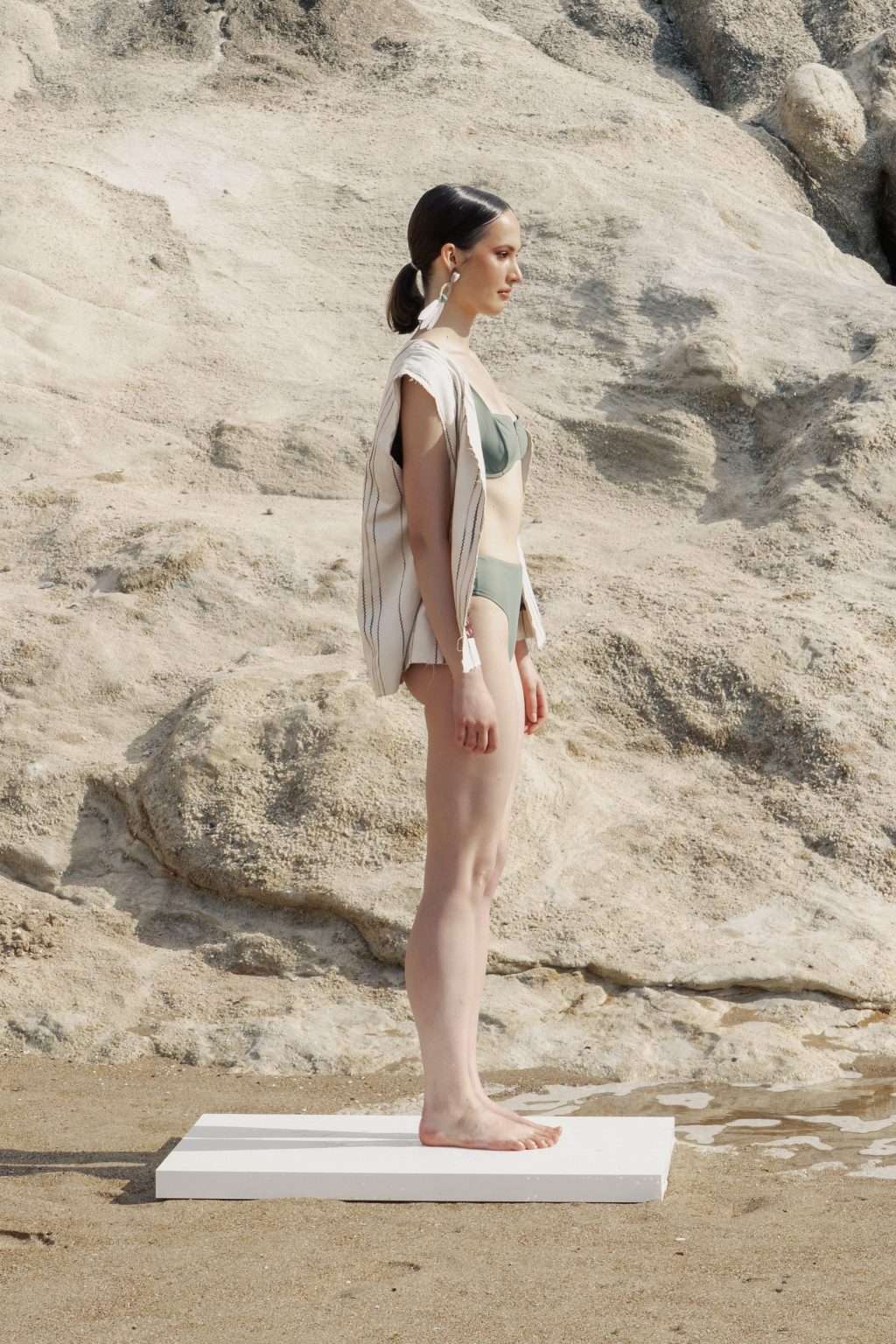 Cocoon | White Vest with Lining