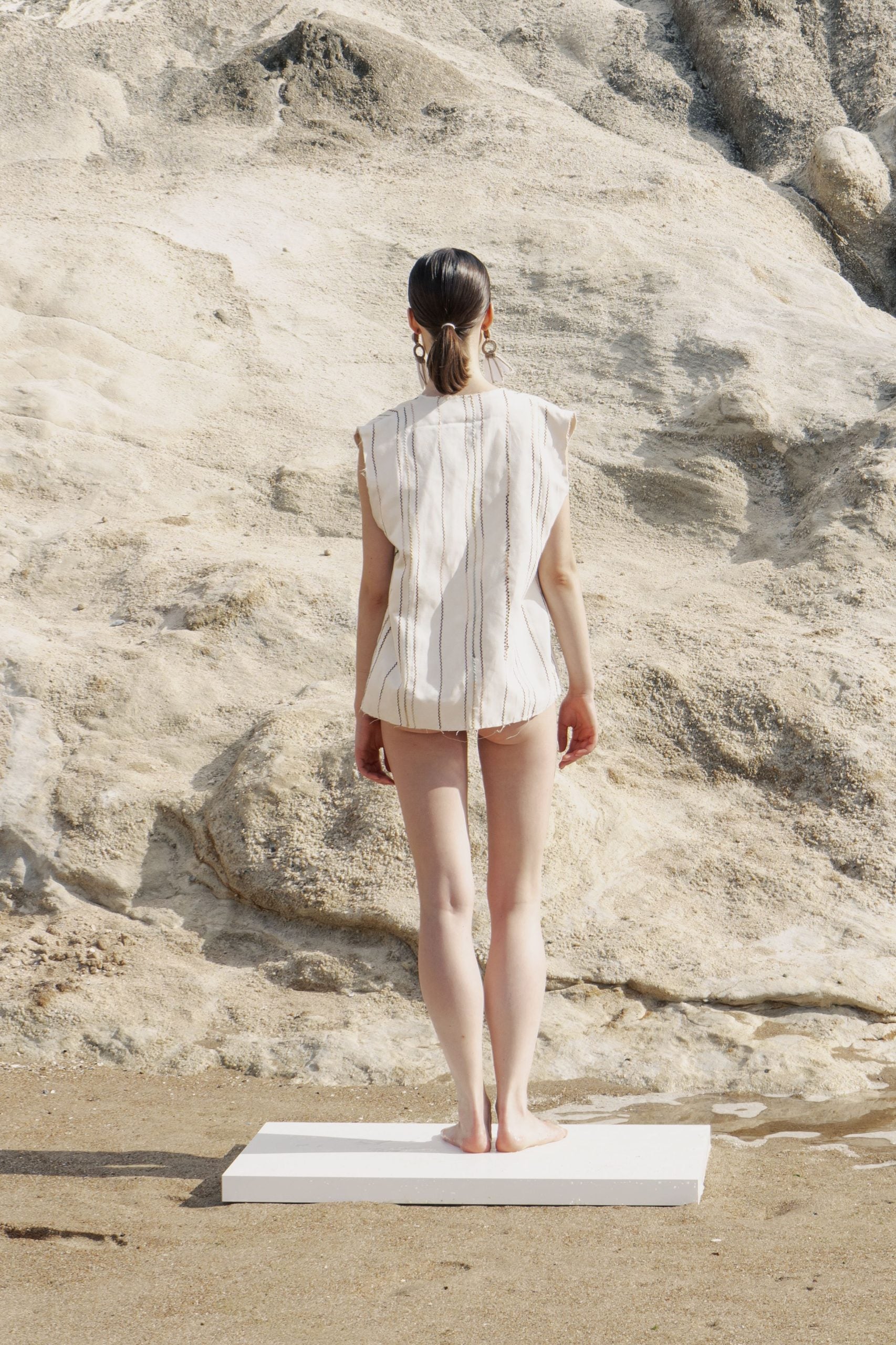 Cocoon | White Vest with Lining