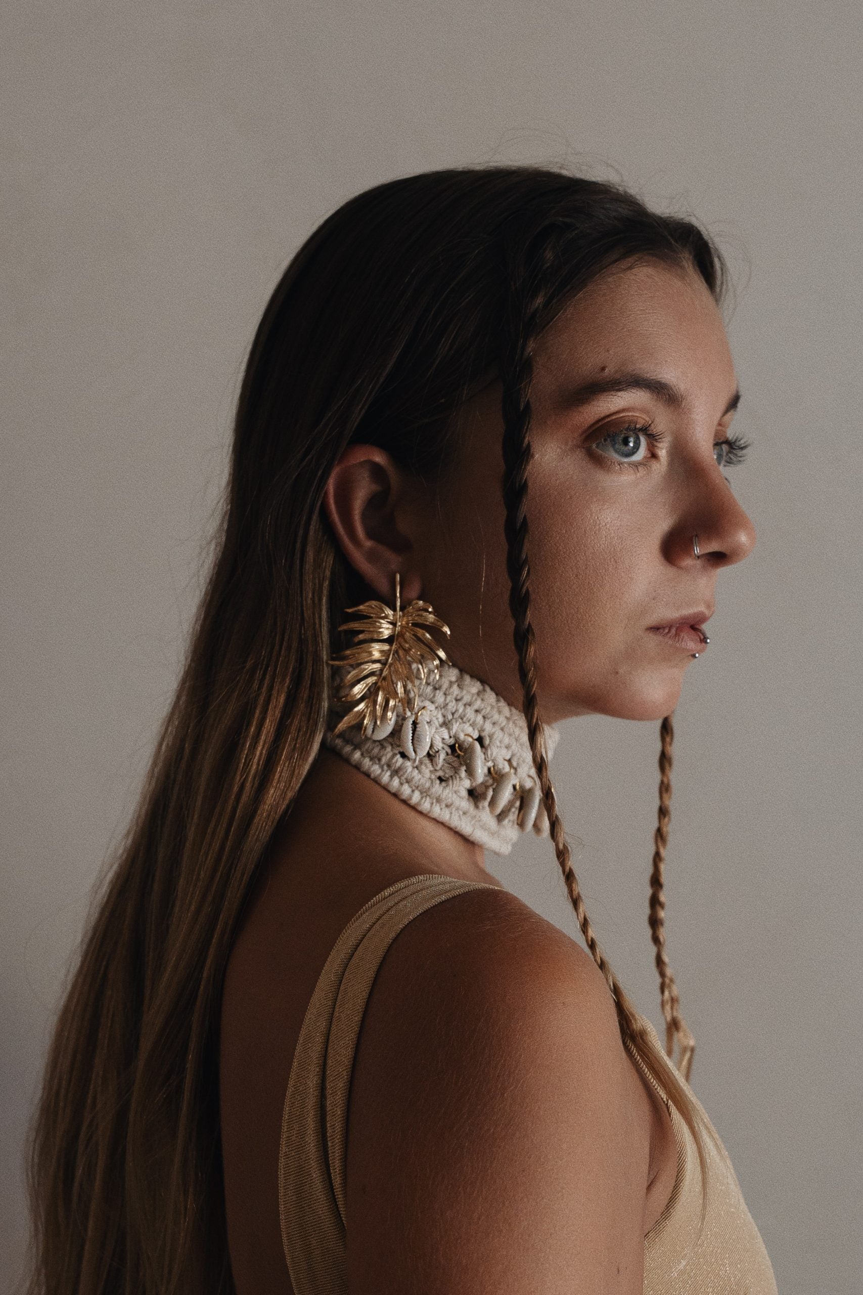 Savage Grace Choker Natural