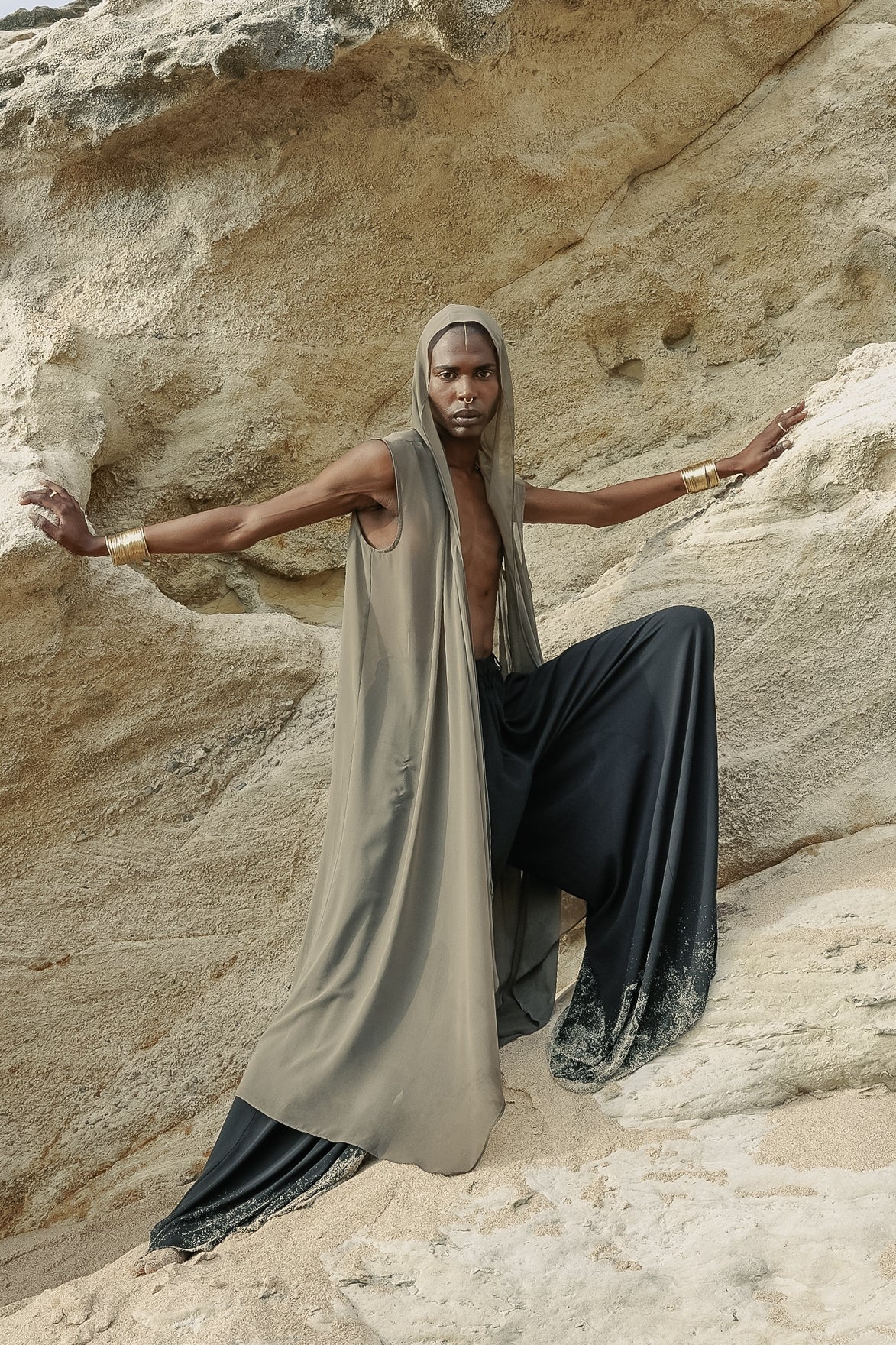 Shelter | Green Long Hooded Vest